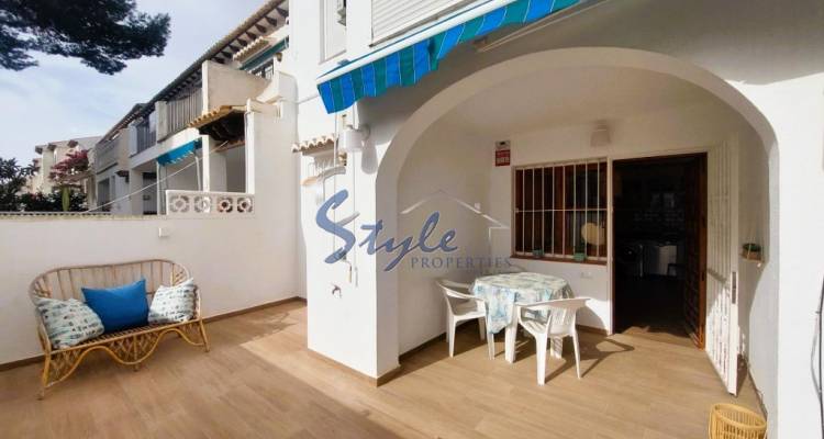Buy ground floor bungalow in Los Balcones, Torrevieja. ID 6149