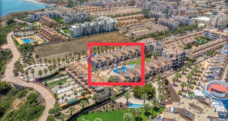 For sale 4 bedrooms townhouse close to the beach Cabo Roig  , Orihuela Costa, Costa Blanca, Spain. ID1624