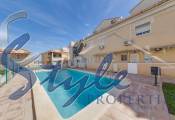 Comprar triplex adosado con jardín y piscina en Torrevieja. ID 6158
