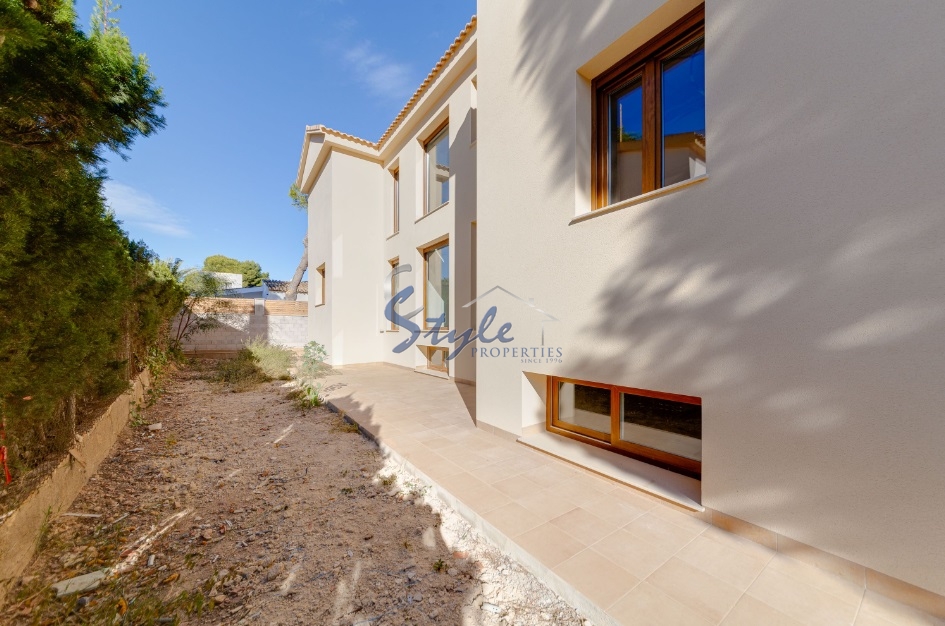 New build villa for sale in Punta Prima, Costa Blanca, Spain. ON1460
