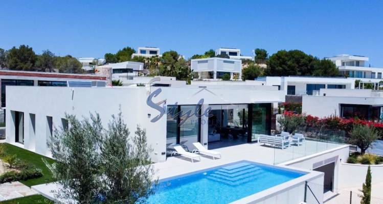 For sale modern villa in Las Colinas Golf, Costa Blanca, Spain. ID1302