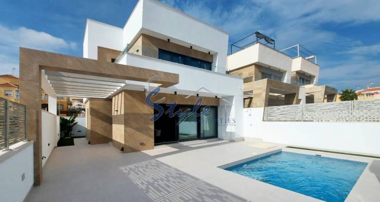 Comprar nueva casa adosada en Villamartín al lado del golf. ID ON1151_33