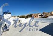 Comprar nueva casa adosada en Villamartín al lado del golf. ID ON1151_33