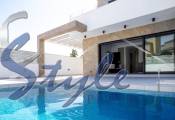 Nuevo - Villa - Villamartin