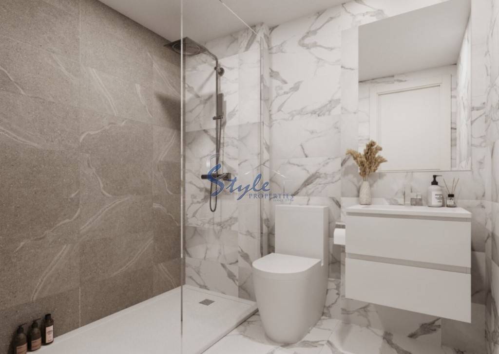 New build beachside apartments for sale in Torrevieja, Alicante, Costa Blanca, Spain ON1884