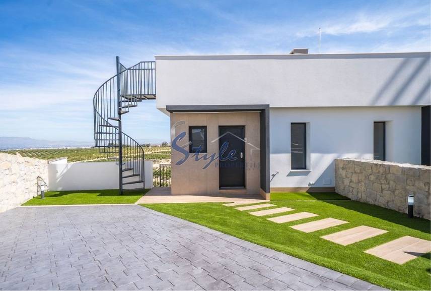 New build villas for sale in La Finca Golf, Costa Blanca, Spain. ON1887